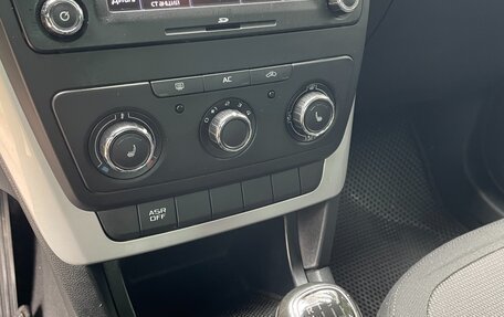 Skoda Yeti I рестайлинг, 2013 год, 750 000 рублей, 13 фотография