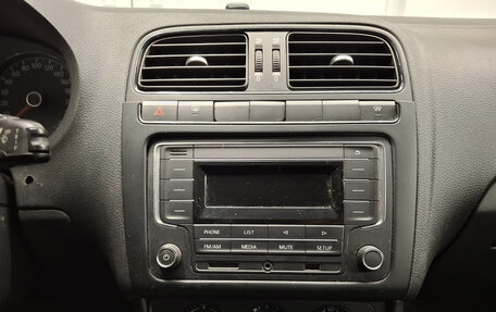 Volkswagen Polo VI (EU Market), 2017 год, 912 000 рублей, 19 фотография