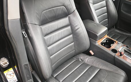 Volkswagen Touareg III, 2007 год, 1 199 999 рублей, 15 фотография