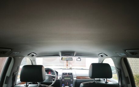 Volkswagen Touareg III, 2007 год, 1 199 999 рублей, 29 фотография