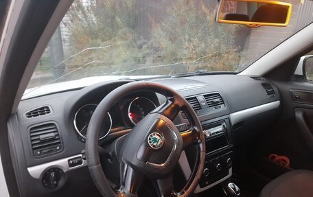 Skoda Yeti I рестайлинг, 2012 год, 450 000 рублей, 14 фотография