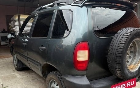 Chevrolet Niva I рестайлинг, 2006 год, 250 000 рублей, 3 фотография