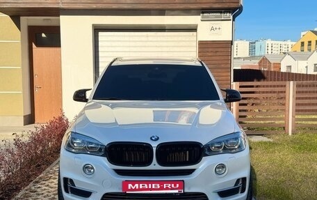 BMW X5, 2015 год, 3 190 000 рублей, 4 фотография