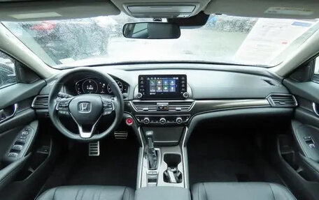 Honda Accord IX рестайлинг, 2022 год, 2 320 000 рублей, 23 фотография