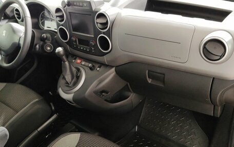 Peugeot Partner II рестайлинг 2, 2017 год, 1 180 000 рублей, 15 фотография