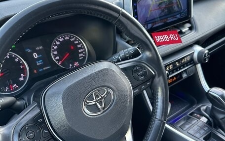 Toyota RAV4, 2020 год, 3 750 000 рублей, 2 фотография
