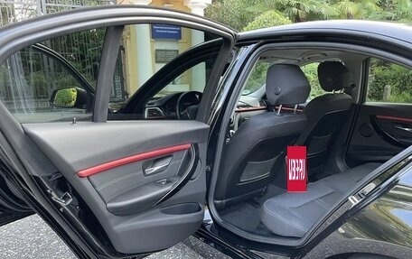 BMW 3 серия, 2017 год, 2 690 000 рублей, 26 фотография