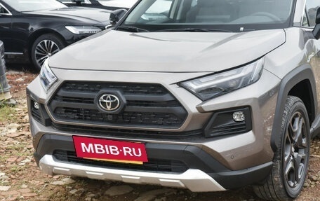 Toyota RAV4, 2025 год, 2 530 000 рублей, 9 фотография