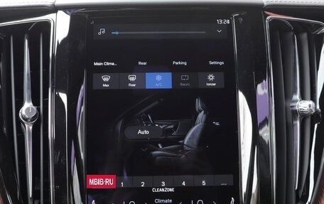 Volvo XC60 II, 2022 год, 3 100 000 рублей, 15 фотография