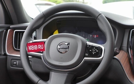 Volvo XC60 II, 2022 год, 3 100 000 рублей, 13 фотография