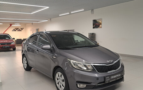 KIA Rio III рестайлинг, 2017 год, 864 000 рублей, 3 фотография