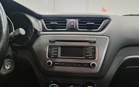 KIA Rio III рестайлинг, 2017 год, 864 000 рублей, 18 фотография