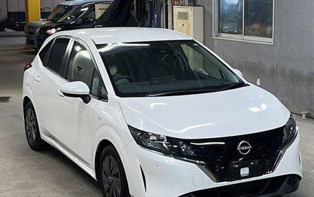Nissan Note, 2022 год, 1 400 000 рублей, 2 фотография
