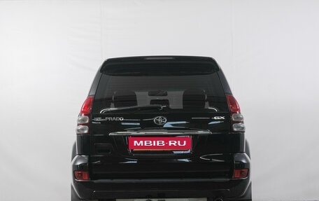 Toyota Land Cruiser Prado 120 рестайлинг, 2007 год, 2 099 000 рублей, 6 фотография