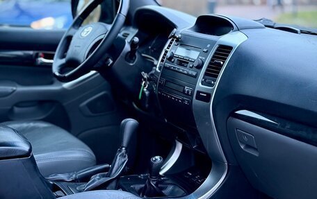 Toyota Land Cruiser Prado 120 рестайлинг, 2008 год, 2 100 000 рублей, 13 фотография