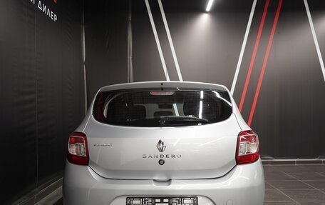 Renault Sandero II рестайлинг, 2015 год, 1 099 000 рублей, 5 фотография