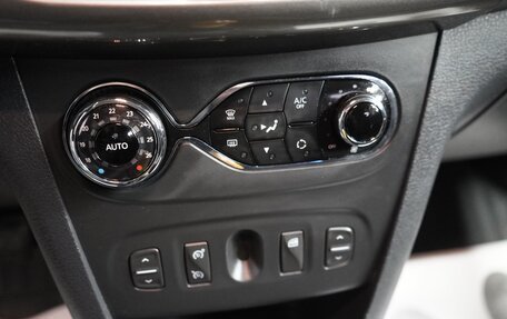 Renault Sandero II рестайлинг, 2015 год, 1 099 000 рублей, 17 фотография