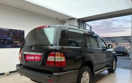 Toyota Land Cruiser 100 рестайлинг 2, 2007 год, 1 700 000 рублей, 4 фотография