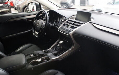 Lexus NX I, 2016 год, 2 749 000 рублей, 10 фотография