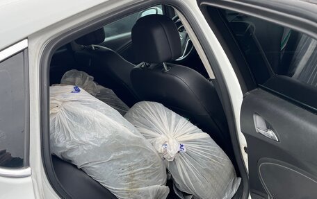 Opel Astra J, 2011 год, 625 000 рублей, 9 фотография