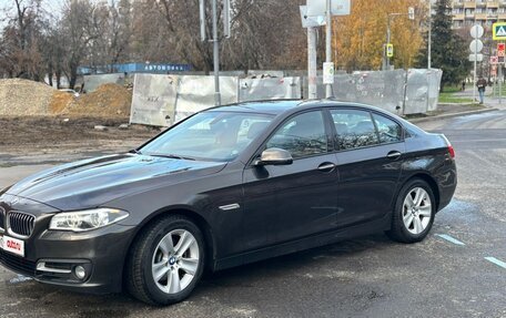 BMW 5 серия, 2016 год, 2 600 000 рублей, 2 фотография