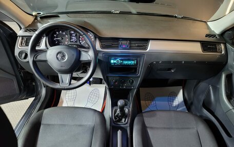 Skoda Rapid I, 2015 год, 889 000 рублей, 9 фотография