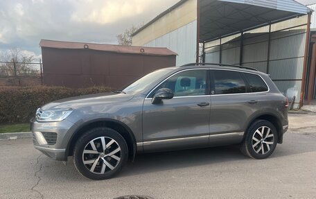 Volkswagen Touareg III, 2017 год, 2 300 000 рублей, 2 фотография