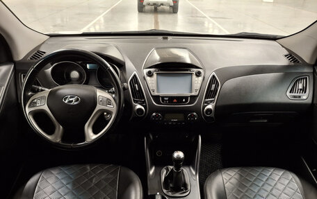 Hyundai ix35 I рестайлинг, 2013 год, 1 085 000 рублей, 17 фотография