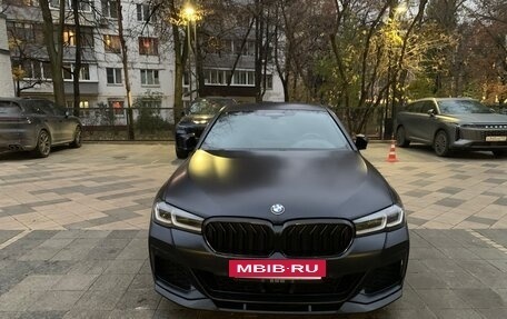 BMW 5 серия, 2021 год, 5 250 000 рублей, 30 фотография