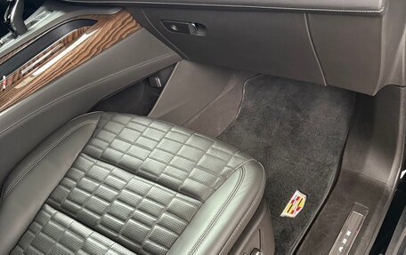 Cadillac Escalade V, 2023 год, 13 900 000 рублей, 7 фотография