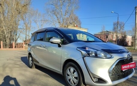 Toyota Sienta II, 2018 год, 1 300 000 рублей, 4 фотография