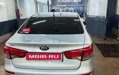 KIA Rio III рестайлинг, 2015 год, 950 000 рублей, 2 фотография