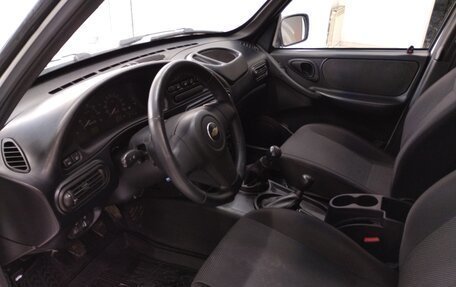 Chevrolet Niva I рестайлинг, 2018 год, 680 000 рублей, 7 фотография