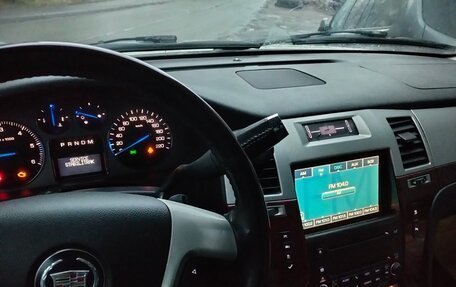 Cadillac Escalade III, 2008 год, 875 000 рублей, 1 фотография