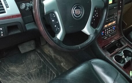 Cadillac Escalade III, 2008 год, 875 000 рублей, 2 фотография