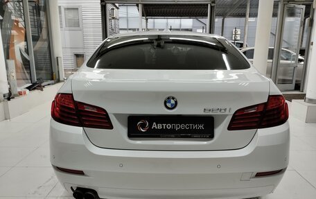 BMW 5 серия, 2015 год, 1 920 000 рублей, 5 фотография