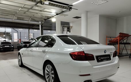 BMW 5 серия, 2015 год, 1 920 000 рублей, 4 фотография