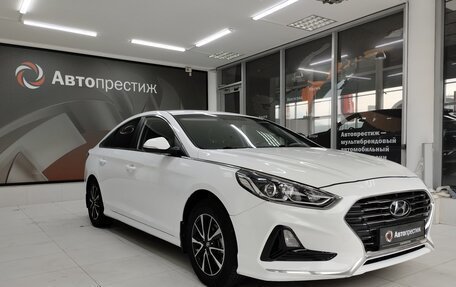 Hyundai Sonata VII, 2019 год, 1 900 000 рублей, 1 фотография