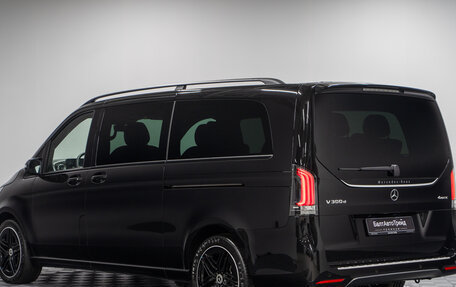 Mercedes-Benz V-Класс, 2025 год, 14 590 000 рублей, 10 фотография