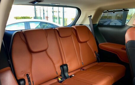 KIA Carnival, 2025 год, 8 200 000 рублей, 19 фотография