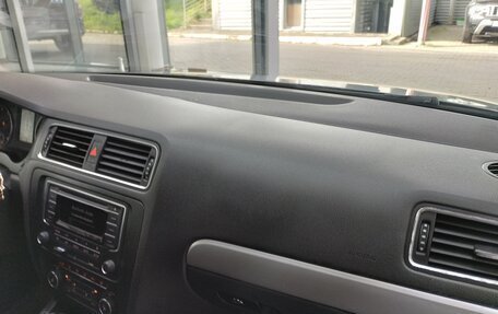 Volkswagen Jetta VI, 2012 год, 1 099 000 рублей, 8 фотография