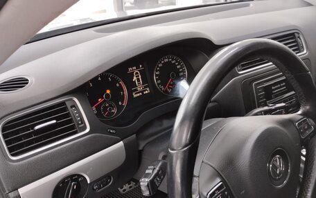 Volkswagen Jetta VI, 2012 год, 1 099 000 рублей, 7 фотография