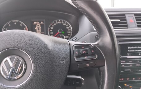 Volkswagen Jetta VI, 2012 год, 1 099 000 рублей, 12 фотография