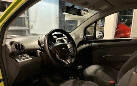 Chevrolet Spark III, 2011 год, 632 000 рублей, 30 фотография