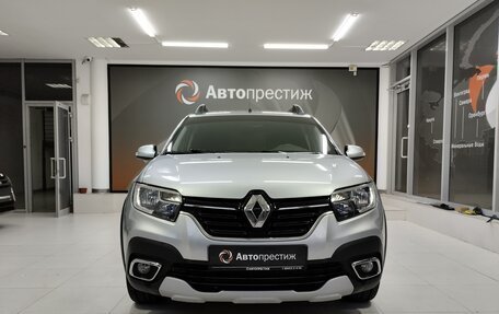 Renault Sandero II рестайлинг, 2022 год, 1 210 000 рублей, 2 фотография