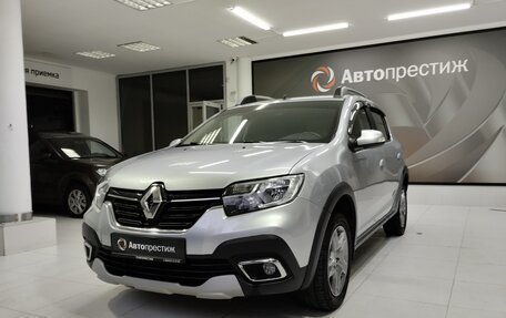 Renault Sandero II рестайлинг, 2022 год, 1 210 000 рублей, 3 фотография