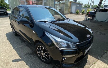 KIA Rio IV, 2019 год, 1 000 000 рублей, 2 фотография