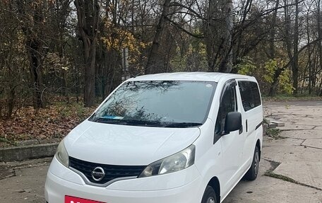 Nissan NV200, 2017 год, 1 300 000 рублей, 2 фотография