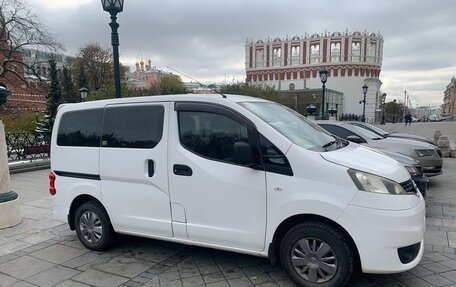 Nissan NV200, 2017 год, 1 300 000 рублей, 10 фотография
