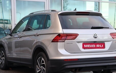 Volkswagen Tiguan II, 2018 год, 2 150 000 рублей, 3 фотография